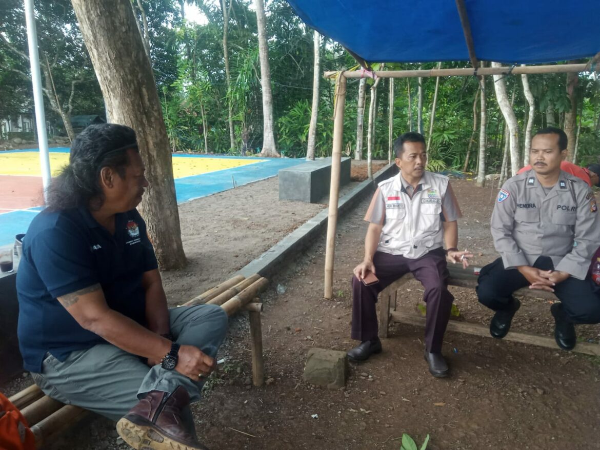Ops Mantap Brata, Polsek Cimaragas Patroli Dialogis ke Warga Gandapura Janggala