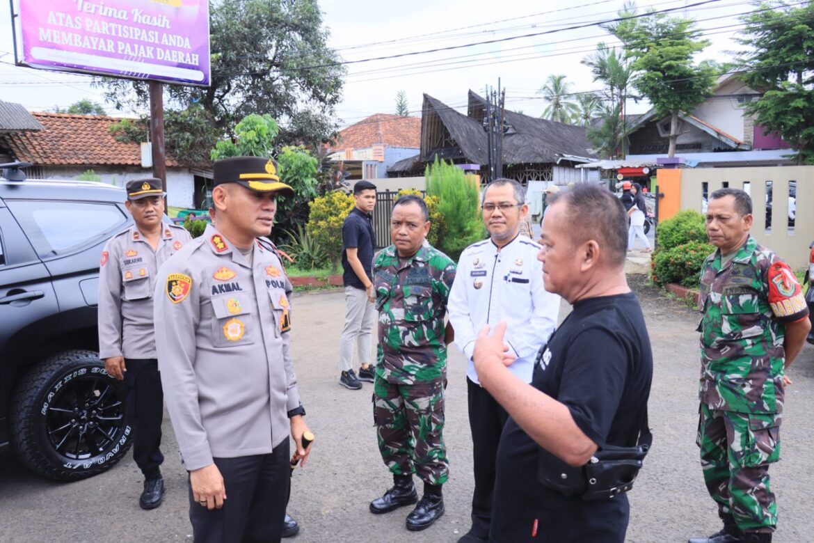 Kapolres Ciamis Monitoring Proses Rapat Pleno Terbuka Rekapitulasi Pemilu 2024 di Tingkat PPK