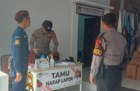 Ops Mantap Brata, Sat Samapta Polres Ciamis Patroli Dialogis ke Kantor Penyelenggara Pemilu Pasca Pencoblosan