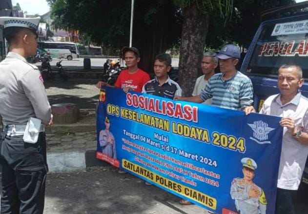 Disiplin Berlalu Lintas Ops Keselamatan Lodaya, Satlantas Polres Ciamis Dikmas ke Pengguna Jalan