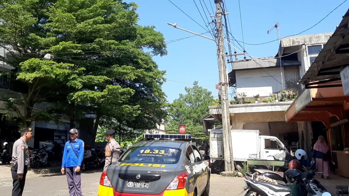 Berikan Rasa Aman, Sat Samapta Polres Ciamis Beri Himbauan Kamtibmas ke Warga