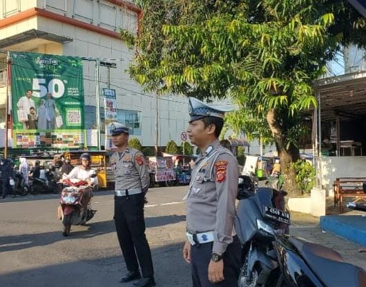 Satlantas Polres Ciamis Siagakan Personel di Titik Keramaian Warga Saat Waktu Ngabuburit