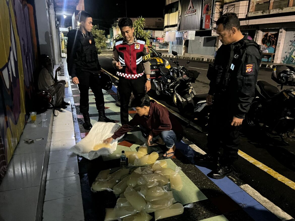 Cipkon Saat Ramadan, Polres Ciamis Komitmen Berantas Miras di Kabupaten Ciamis