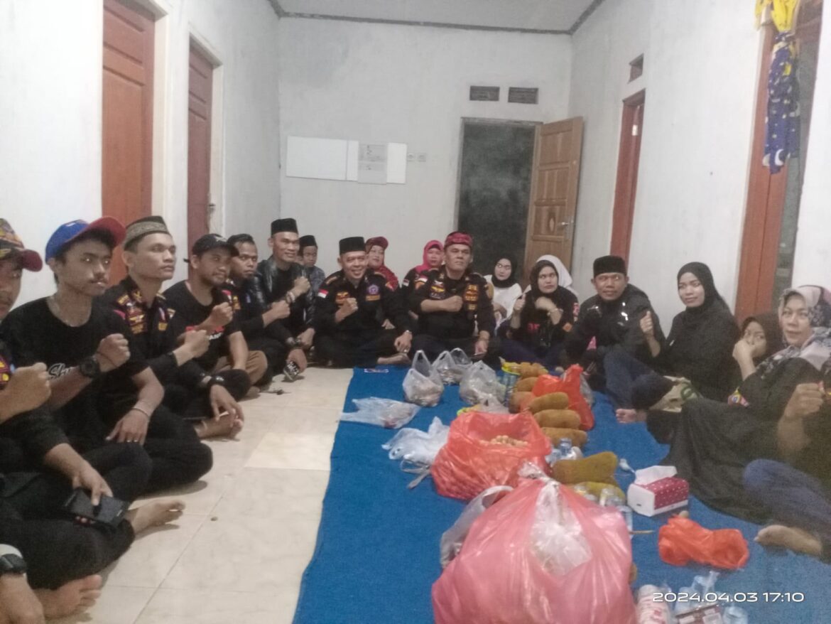 Ormas BPPKB Banten DPAC Nanggung Berbuka bersama dan Santunan Anak Yatim