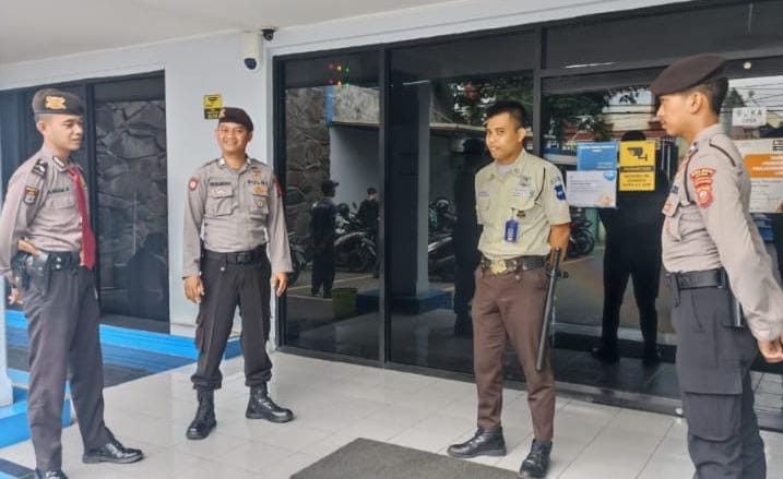 Antisipasi Gangguan Kamtibmas, Sat Samapta Polres Ciamis Giat Patroli Dialogis di Bank BCA