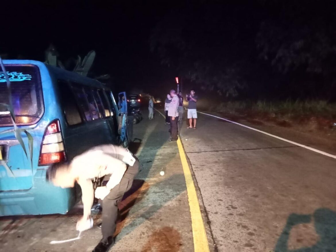 Polsek Jasinga Cepat Tanggap Tangani Awal Cek TKP Laka Lantas