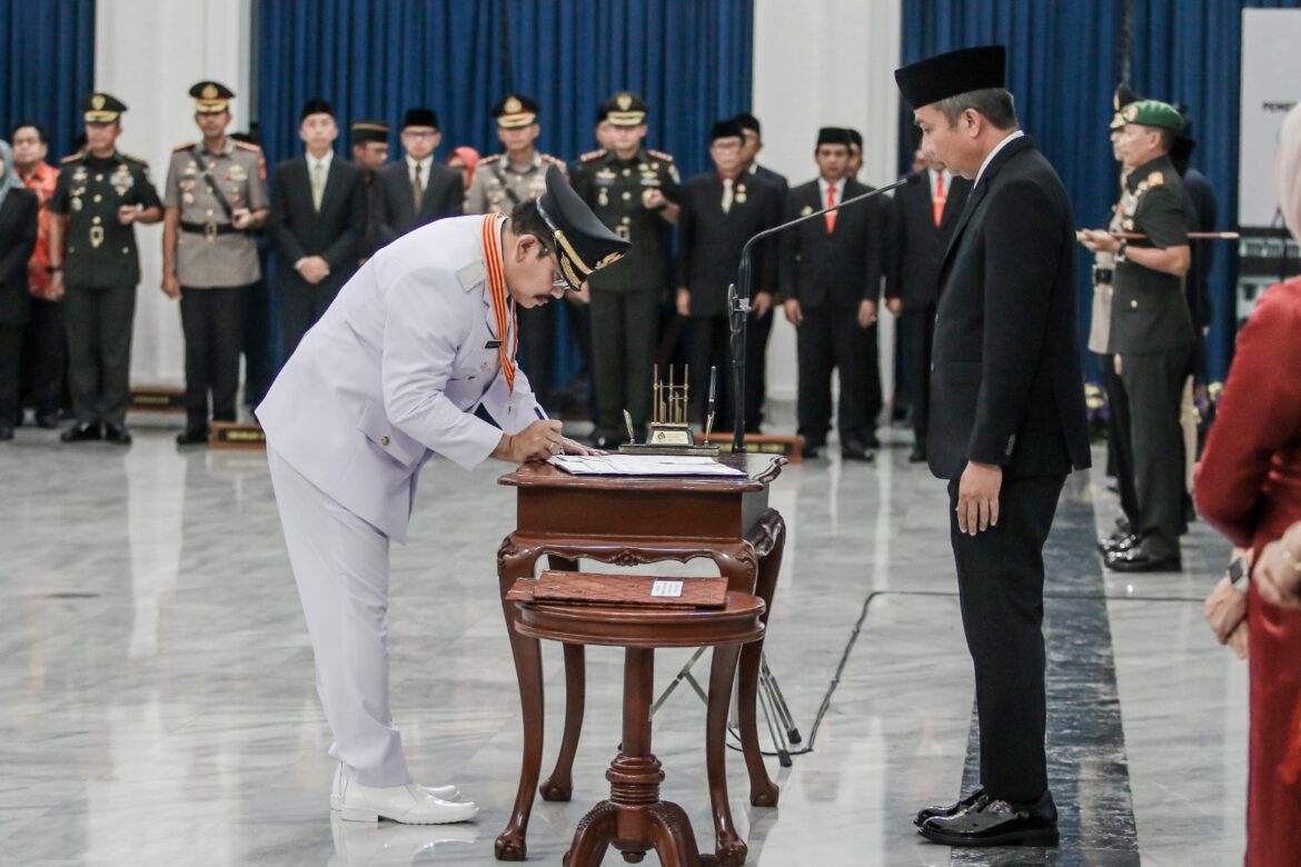 Penjabat Bupati Ciamis Resmi Dilantik PJ Gubernur Jawa Barat