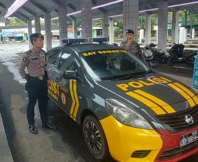 Terminal Ciamis, Tiga Personel Sat Samapta Polres Ciamis Sampaikan Pesan-Pesan Kamtibmas