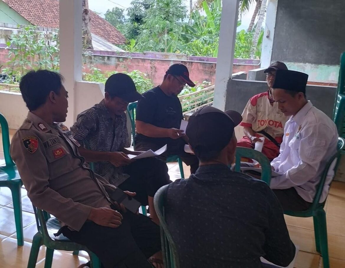 Cegah Tindak Kriminalitas, Polsek Lakbok Polres Ciamis Koorkom ke Masyarakat Kutawaringin