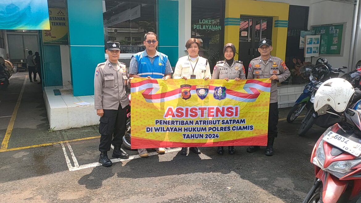 Sat Binmas Polres Ciamis Koorkom Asistensi Penertiban Atribut Satpam di Ciamis