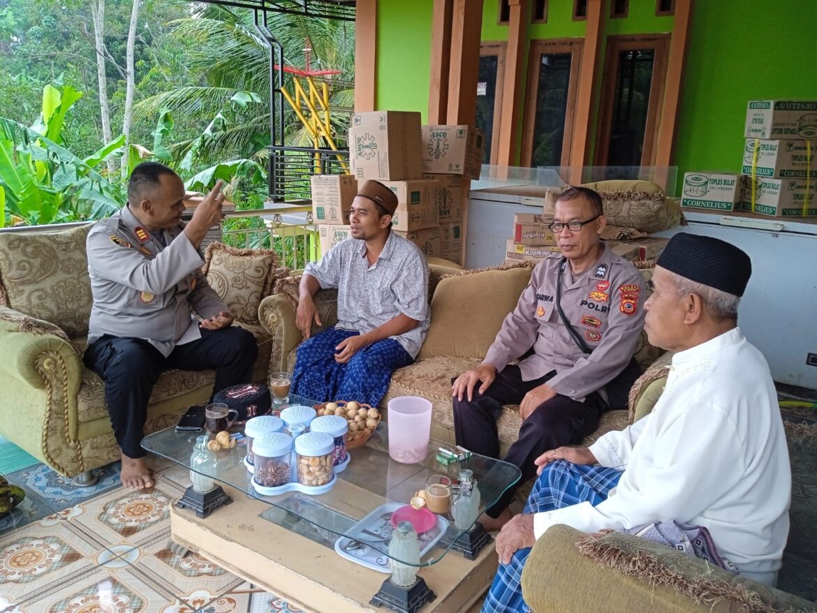 Perkuat Sinergitas, Polsek Rancah Polres Ciamis Koorkom ke Warga Kaso