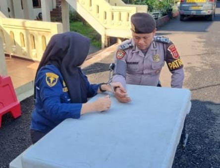 Jaga Kebugaran Anggota, Polres Ciamis Polda Jabar Olah Raga dan Pemeriksaan Kesehatan
