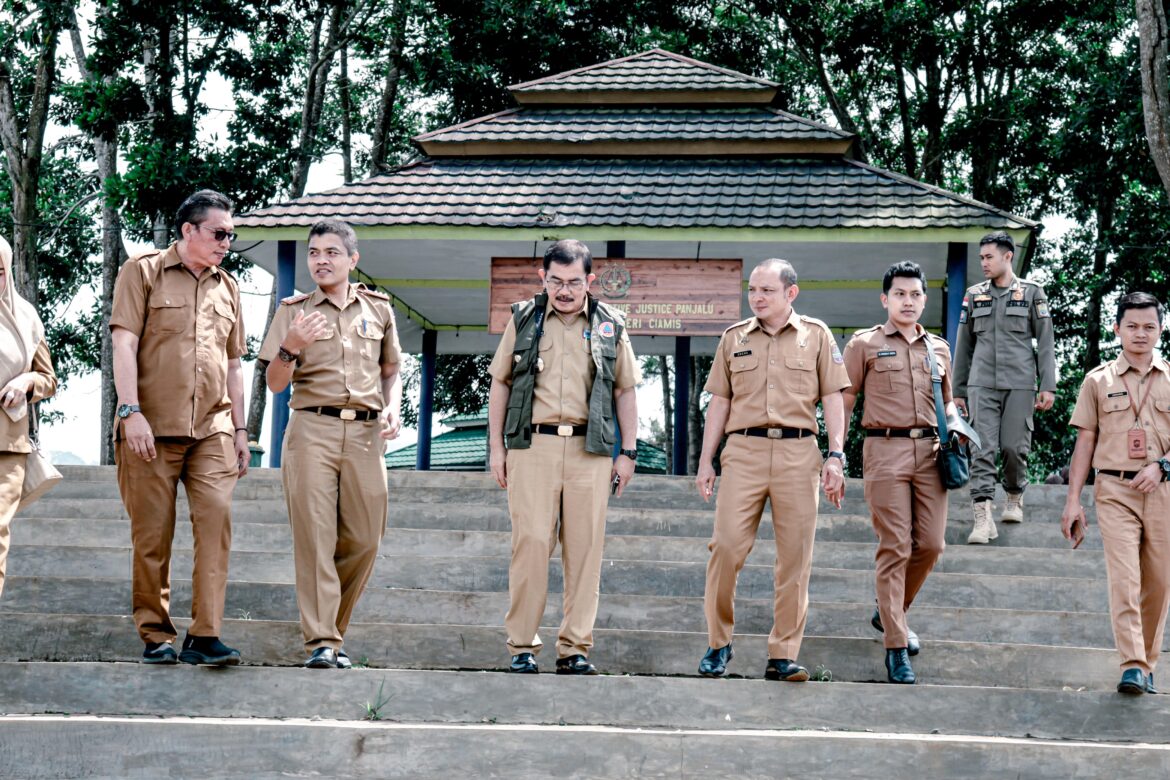 Dorong Sektor Pariwisata, Pj Bupati Ciamis Tinjau Potensi Wisata Situwangi dan Situ Lengkong Panjalu