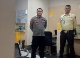 Berikan Rasa Nyaman, Polsek Cimaragas Patroli Biru Antisipasi Gangguan Kamtibmas di Malam Hari
