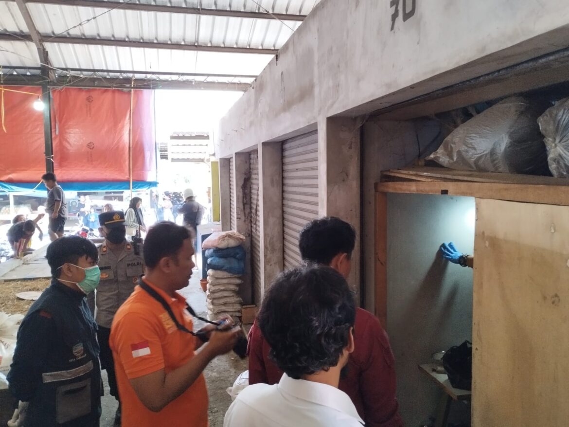 Penemuan Mayat Pria di Ruko HPKP Cikurubuk, Polres Tasik Kota Lakukan Penyelidikan