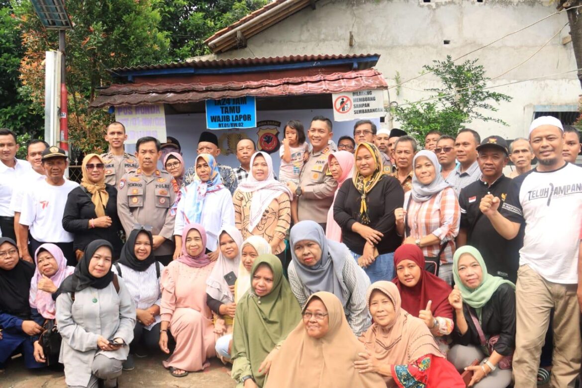 kapolres Bogor Berikan Edukasi kepada Warga Ciriung dalam Kegiatan Ngopi RJ Bareng Kapolres
