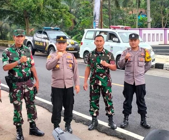 Sukseskan Cycling De Jabar, Polres Ciamis Polda Jabar Berikan Pengamanan Jalur di Kabupaten Ciamis