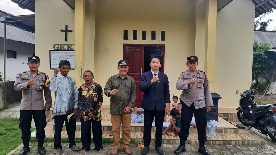 Berikan Rasa Nyaman, Polsek Lakbok Polres Ciamis Gelar PAM Ibadah Minggu di GKKI Lakbok