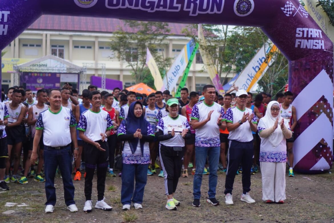 Kapolres Ciamis Ikut Lepas Peserta Unigal Run 2024