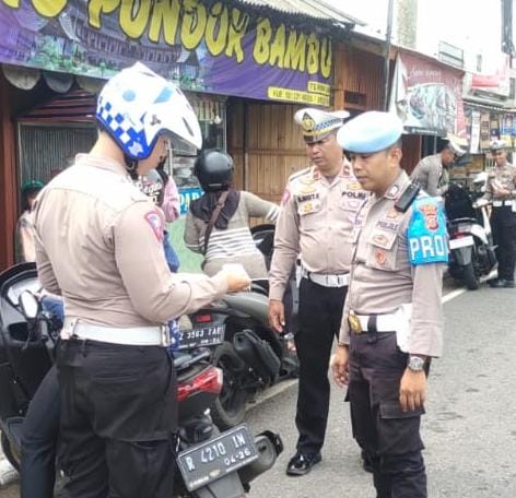 Pelanggar Lalu Lintas di Polres Ciamis di Stop Saat Razia