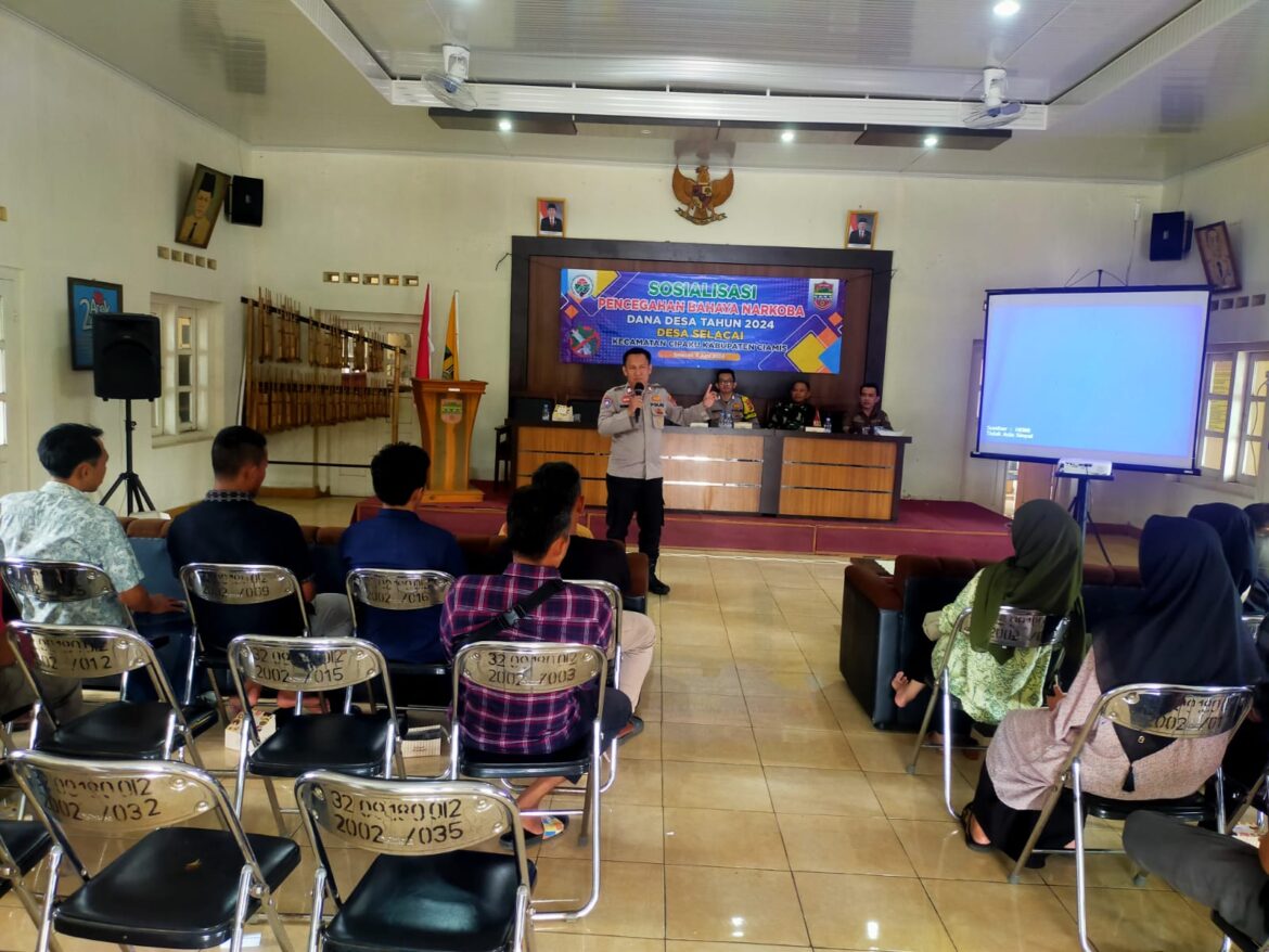 Polsek Cipaku Polres Ciamis Giat Sosialisasi Pencegahan Bahaya Narkoba di Desa Selacai