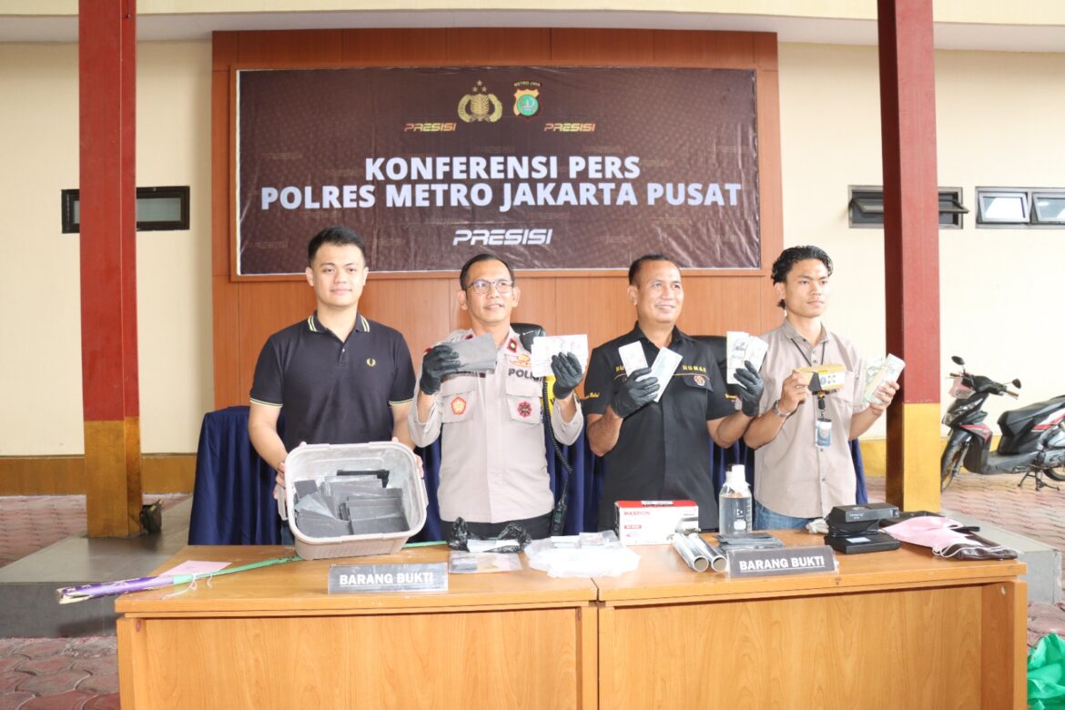 Polsek Metro Gambir Tangkap Pelaku Peredaran Dollar Palsu