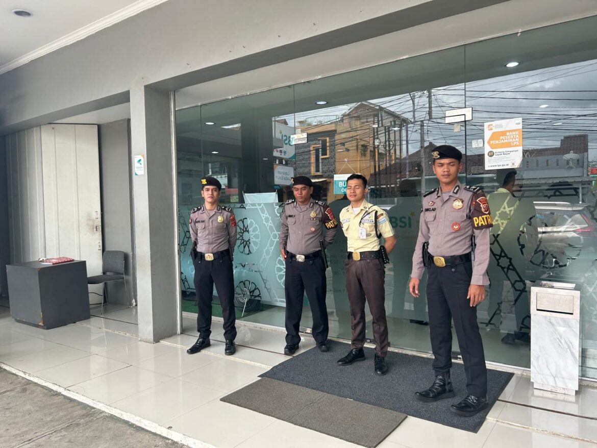 Antisipasi Aksi Premanisme, Sat Samapta Polres Ciamis Giat Patroli Dialogis di Bank BSI