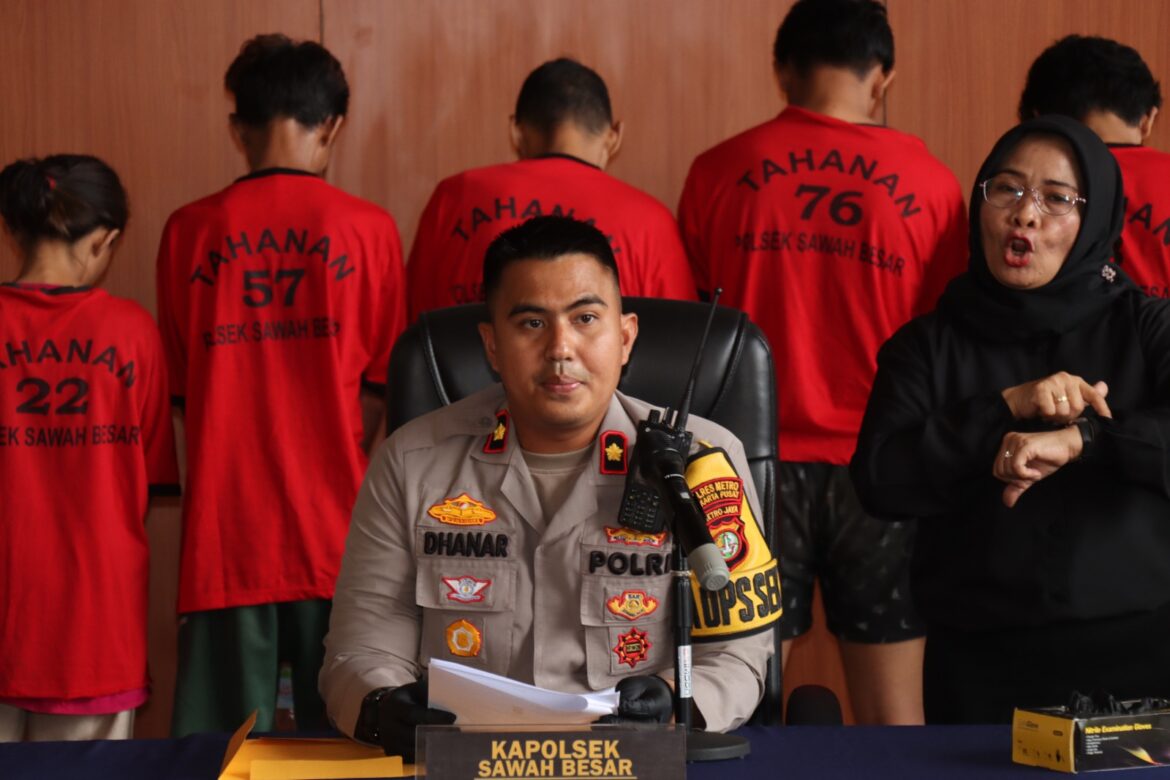 Polsek Sawah Besar Tangkap Pelaku Curanmor Serta Amankan Gengster Yang Sedang Tawuran