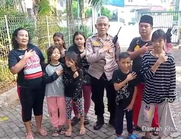 Pembinaan Kepada Anak-anak Silat Satria Banten di Taman Proklamator Menteng