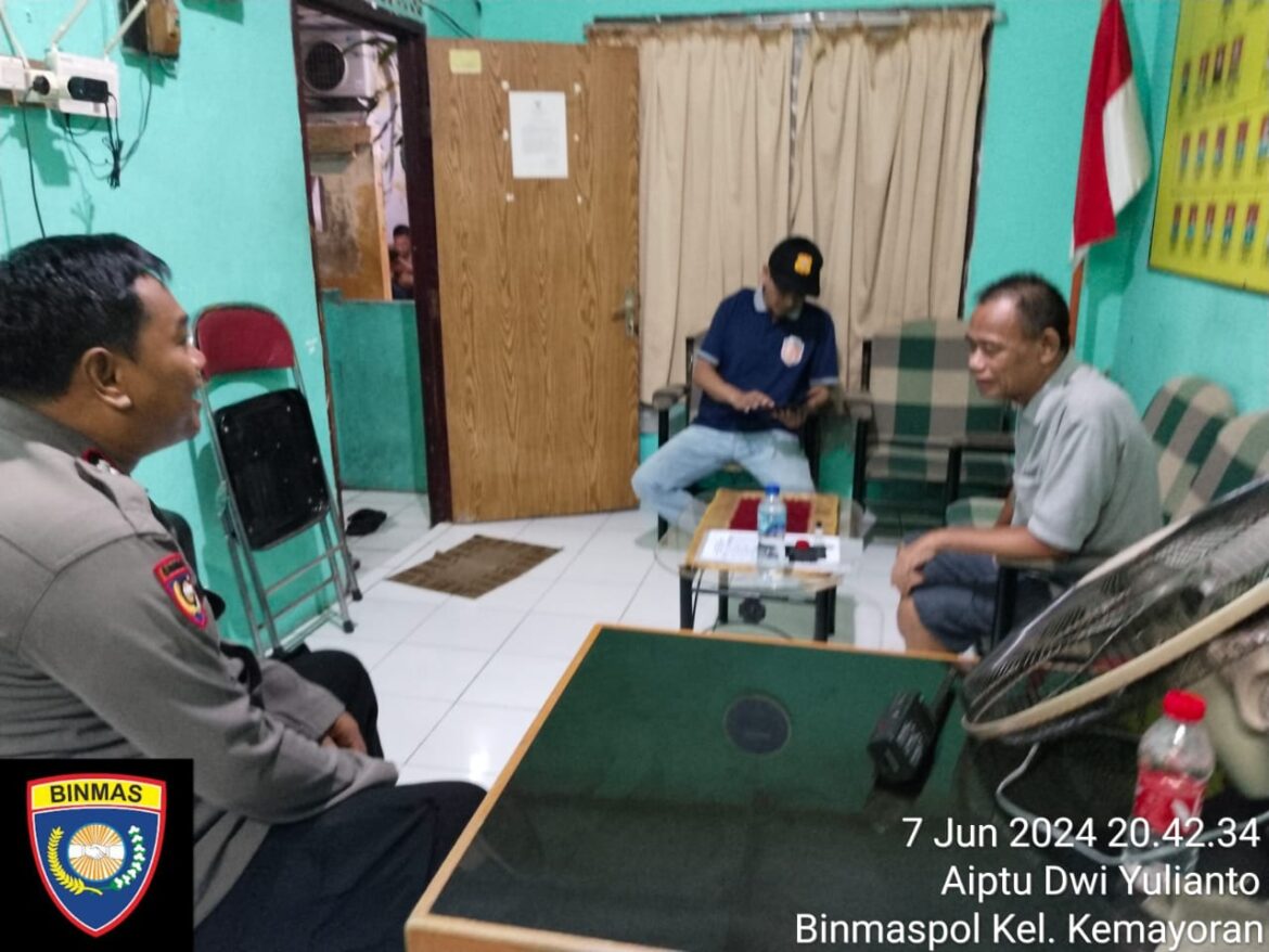 Bhabinkamtibmas Kelurahan Kemayoran Melakukan Kegiatan Cooling System