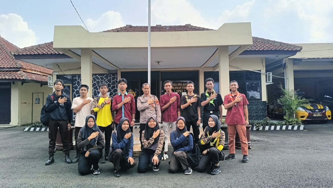 Polsek Ciamis Polres Ciamis Pembinaan ke Anggota Saka Bhayangkara di Mapolsek Ciamis