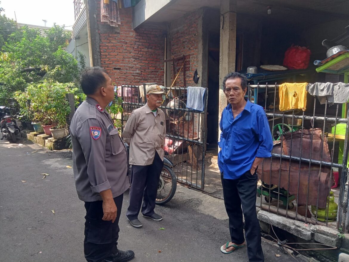 Bhabinkamtibmas Kelurahan Harapan Mulya melakukan kegiatan Cooling System