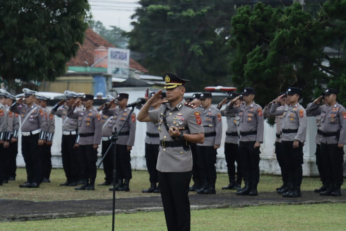 Kapolres Ciamis Pimpin Langsung Ziarah Makam Peringatan Hari Bhayangkara ke-78
