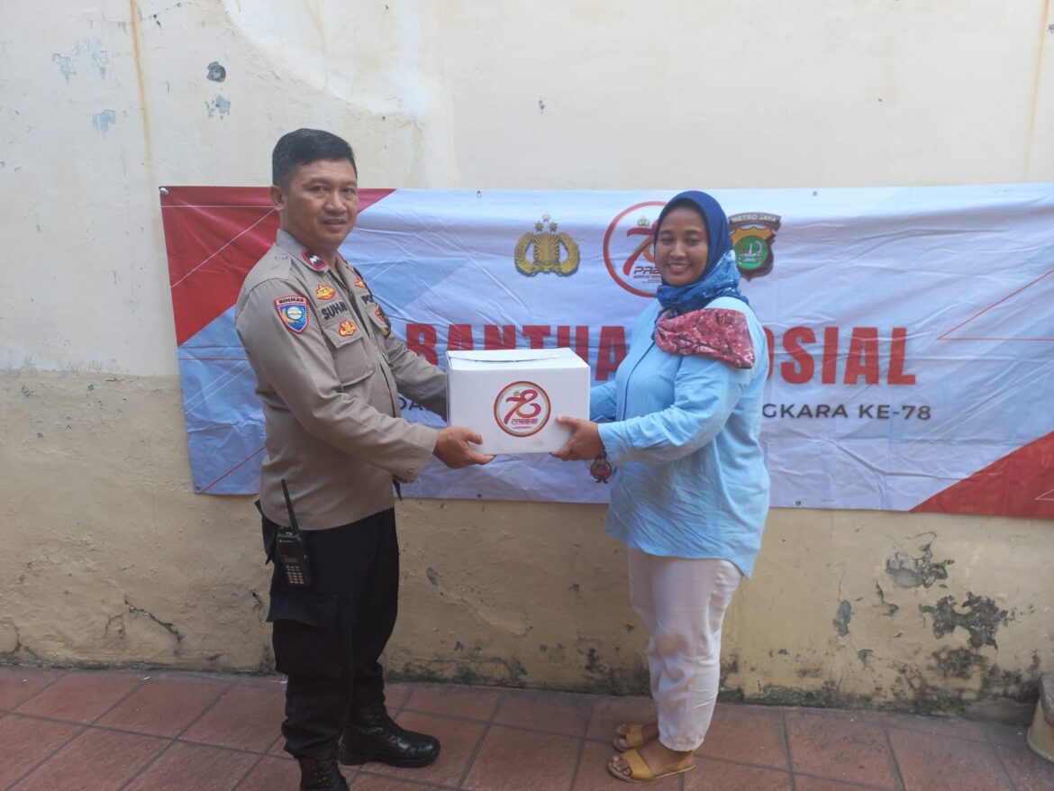 Peduli Berbagi Kepada Warga RW 03 Kelurahan Kebon Kacang