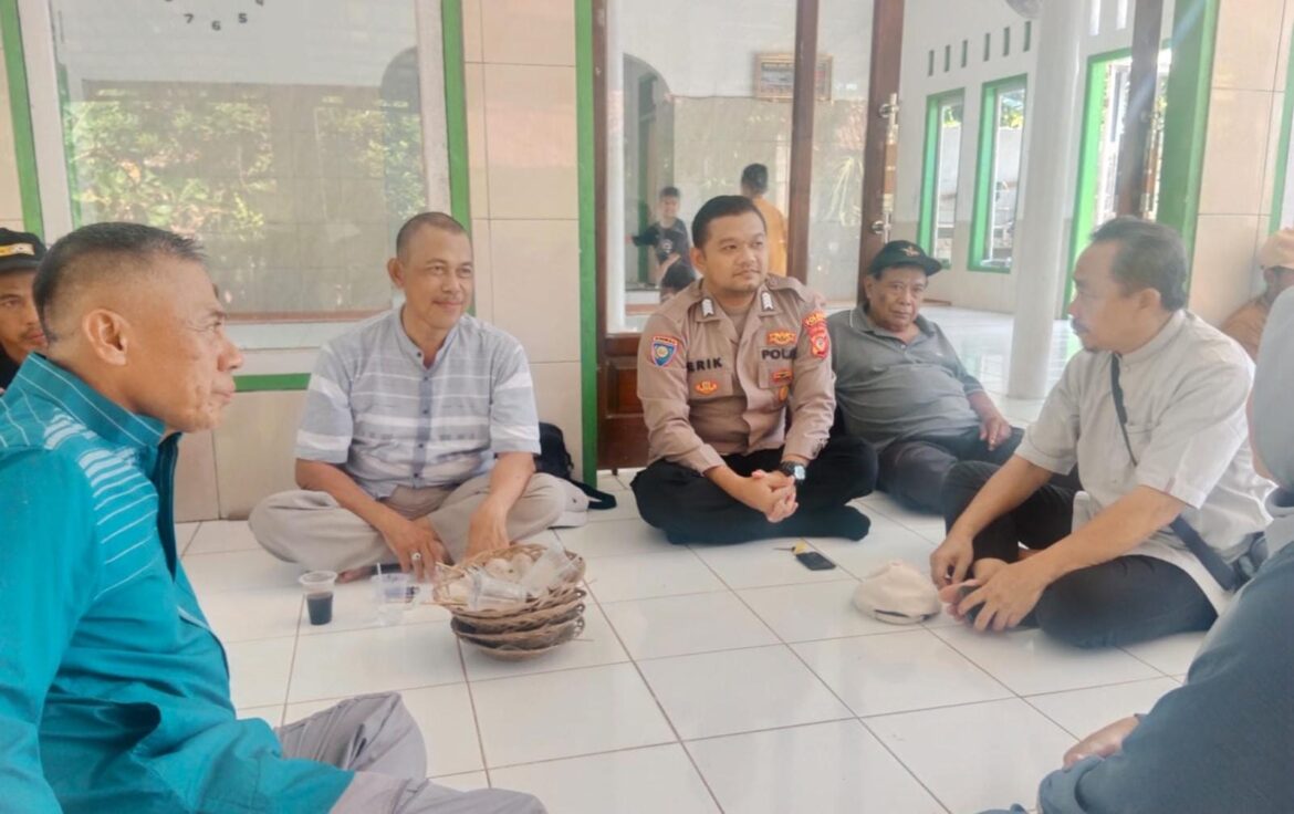Silaturahmi Kamtibmas, Polsek Sukadana Polres Ciamis Koorkom ke Warga Dusun Cikancah