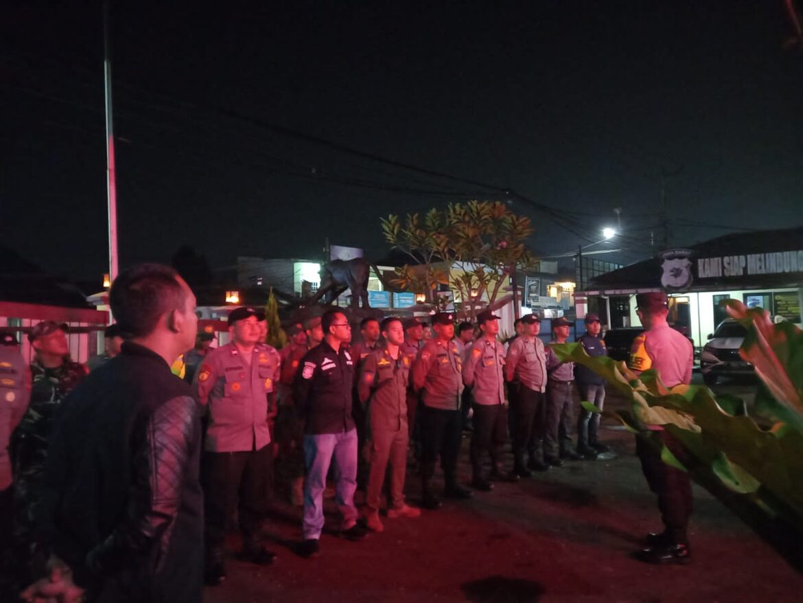 Polsek Caringin Polres Bogor Giat Apel Gabungan KYRD