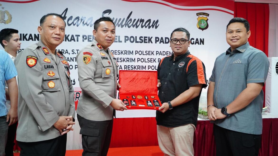Polsek Pademangan Adakan Syukuran untuk Personel yang Naik Pangkat