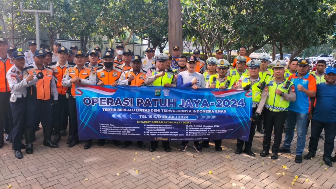 Satlantas Polres JakBar Gandeng SudinHub untuk Sosialisasikan Operasi Patuh Jaya 2024