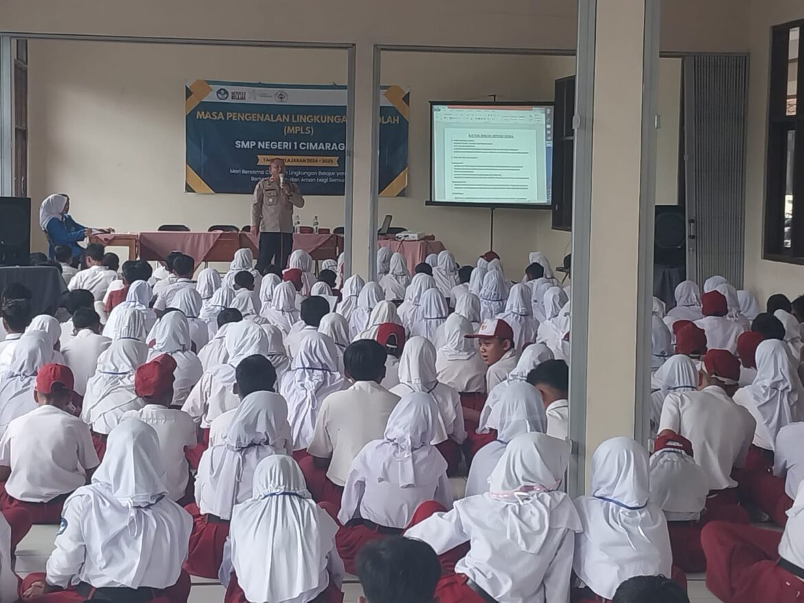 Awal Masuk Sekolah, Polsek Cimaragas Bekali Siswa SMP Agar Menghindari Bullying