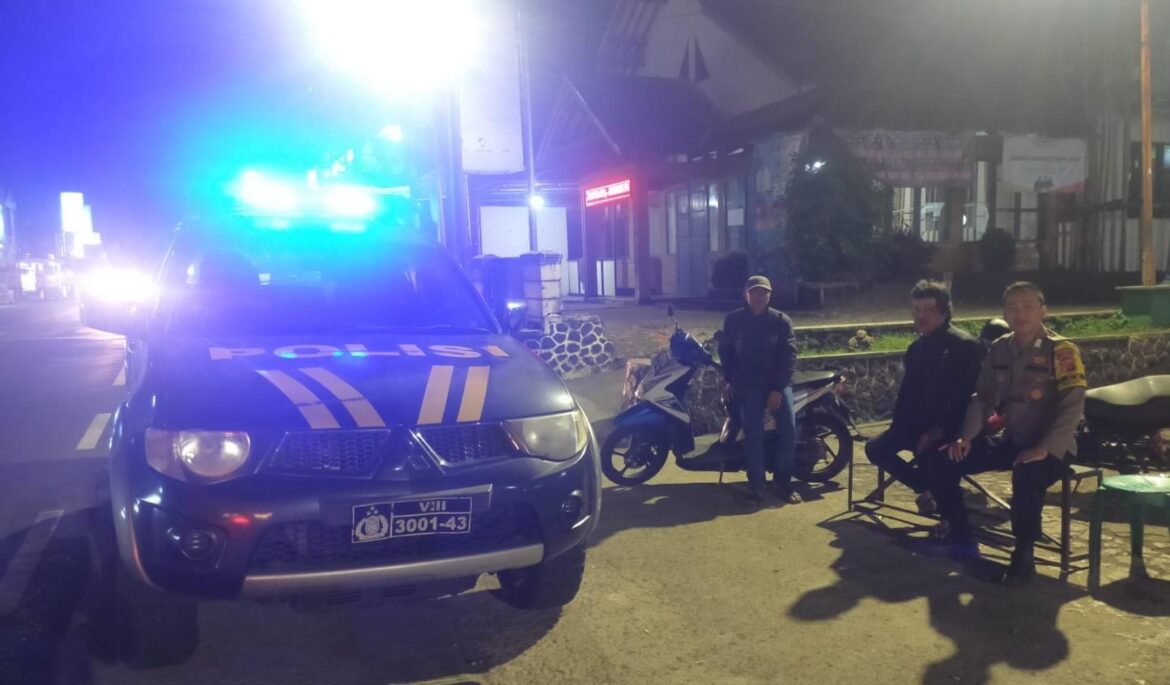 Humanis, Polsek Cipaku Polres Ciamis Patroli Dialogis Antisipasi Balapan Liar