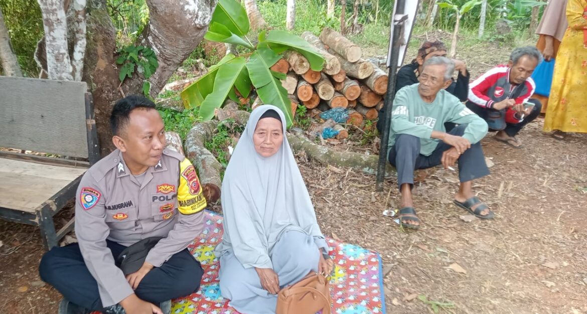 Perkuat Sinergitas, Polsek Sukadana Polres Ciamis Koorkom ke Warga Desa Sukadana