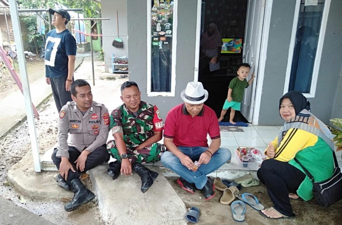 Cipkon, Polsek Cihaubeuti Polres Ciamis Datangi Warga Desa Cijulang Beri Imbauan Kamtibmas