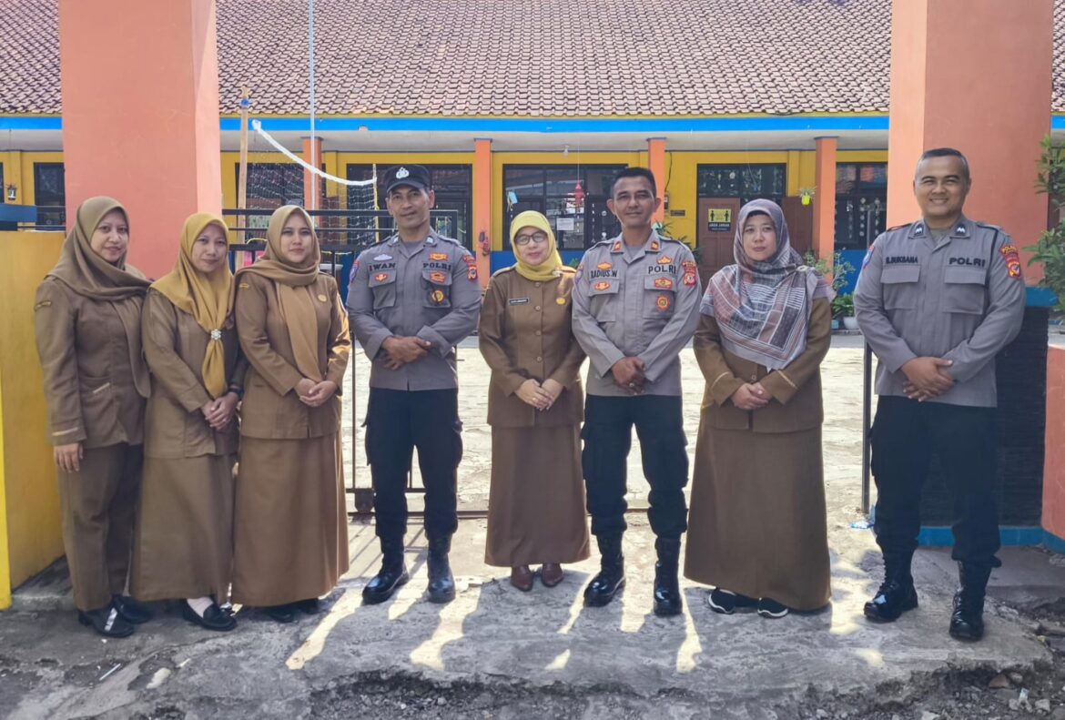 Sat Binmas Polres Ciamis dan SDN 1 Imbanagara Kolaborasi Ciptakan Zona Selamat Sekolah