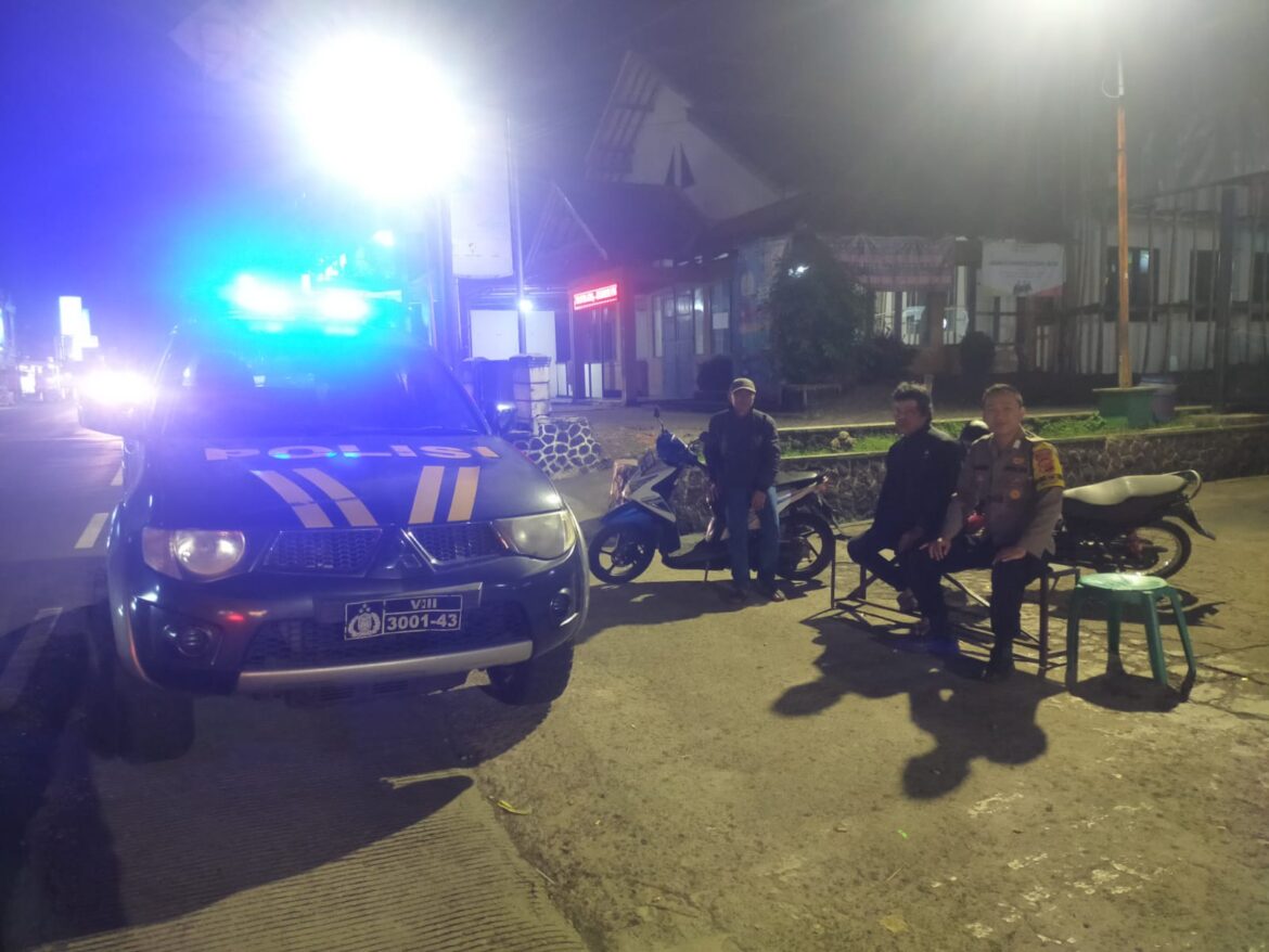 Humanis, Polsek Cipaku Polres Ciamis Patroli Dialogis Antisipasi Balapan Liar