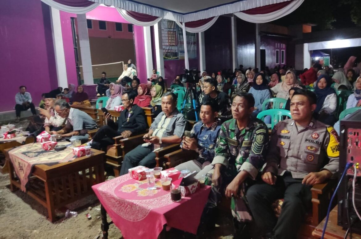 Polsek Lakbok Polres Ciamis Monitoring Malam Resepsi Peringatan HUT ke-79 RI di Kalapasawit