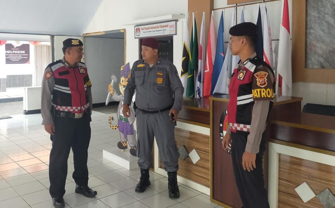 Cipta Kondisi, Polres Ciamis Patroli Dialogis ke Kantor Penyelenggara Pemilu Jaga Kondusifitas