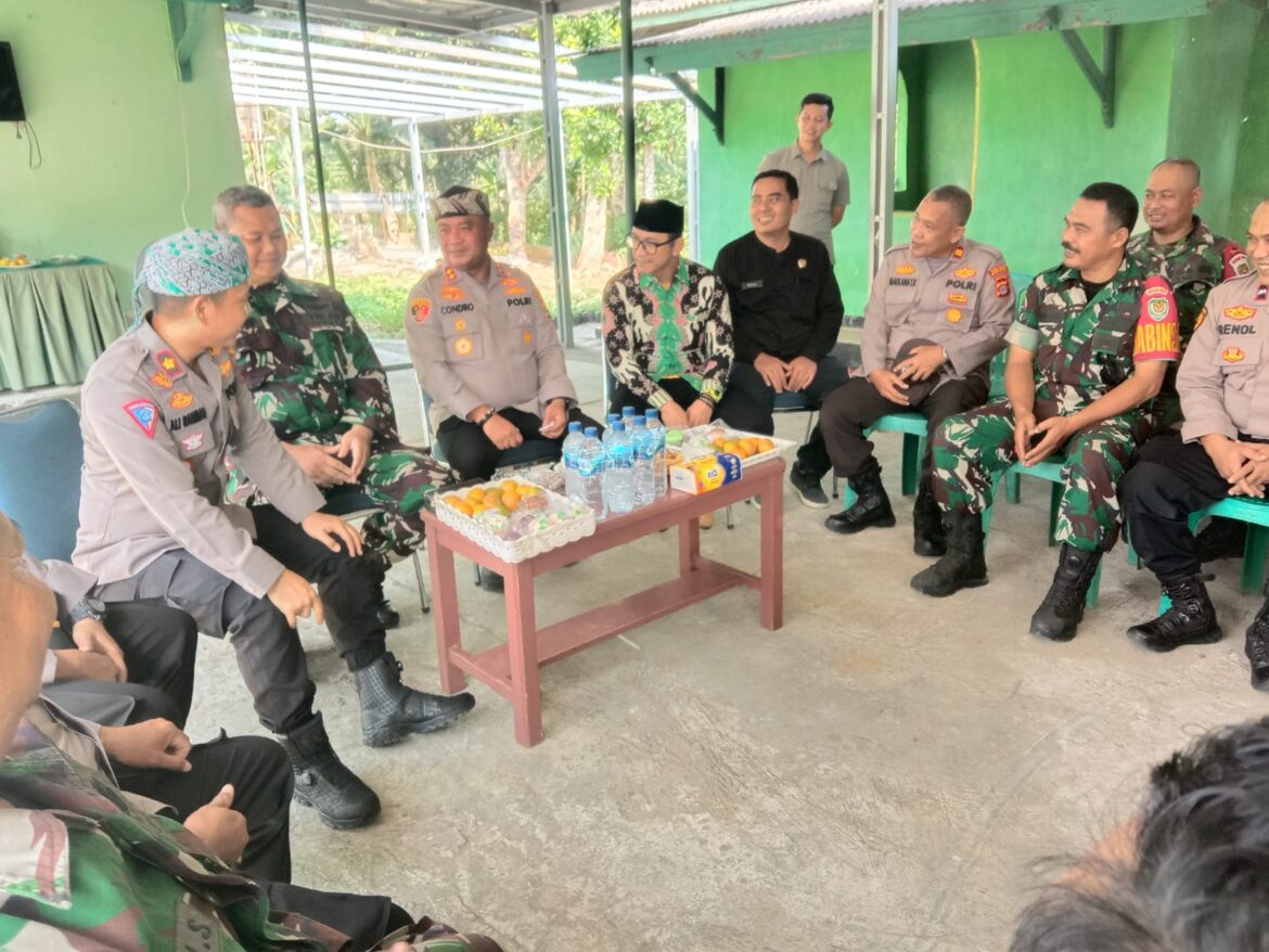 Ngariung Iman Ngariung Aman ,Kapolres Serang Bersilaturahmi Dengan Anggota Koramil 0602-08 Petir
