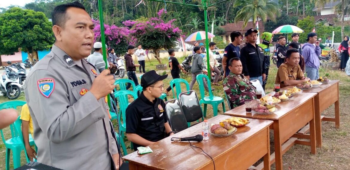 Buka Pertandingan Sepak Bola, Polsek Ciamis Siagakan Personel Jaga Keamanan