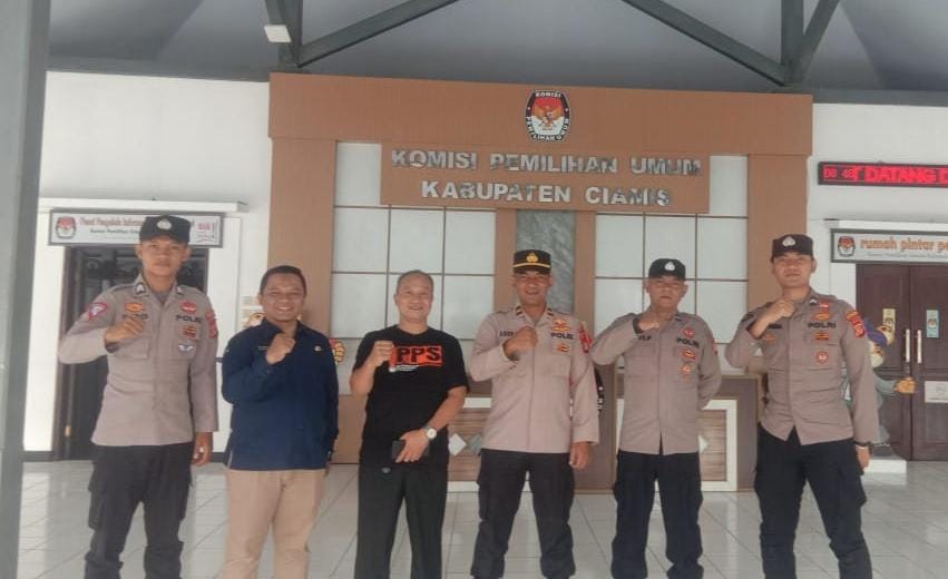 Satgas Preventif Presisi Polres Ciamis Bersiaga dan Amankan Proses Tahapan Pilkada di KPU