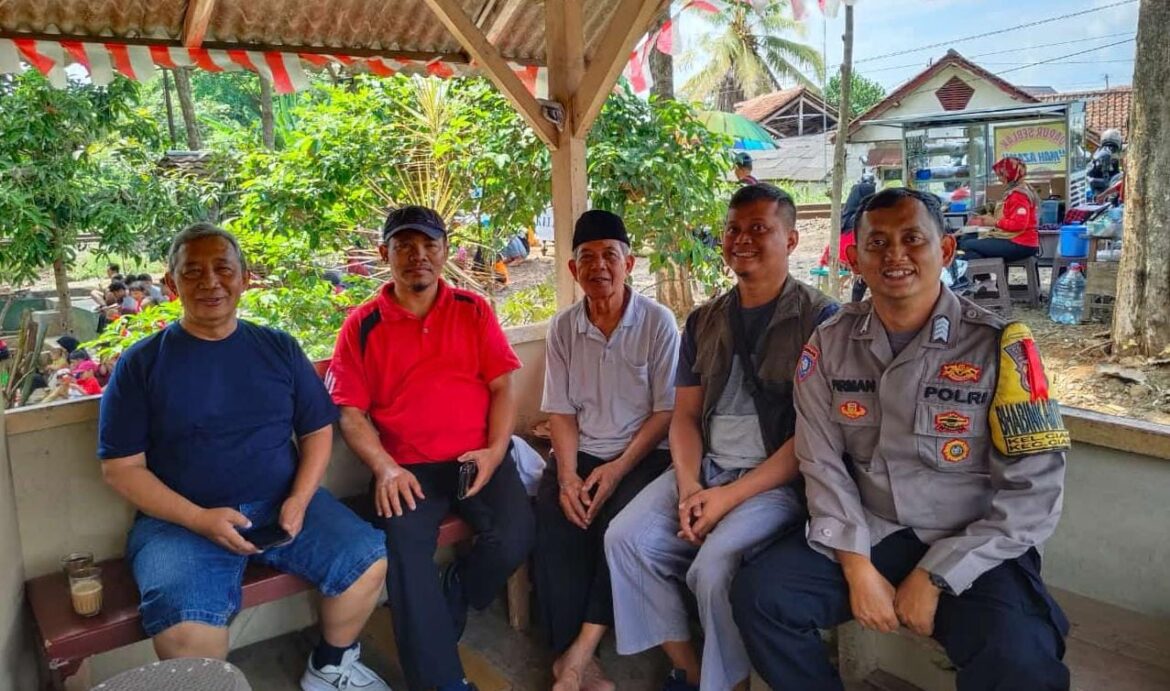 Datang ke Tokoh, Anggota Polsek Ciamis Koorkom Kamtibmas Jelang Pilkada Serentak
